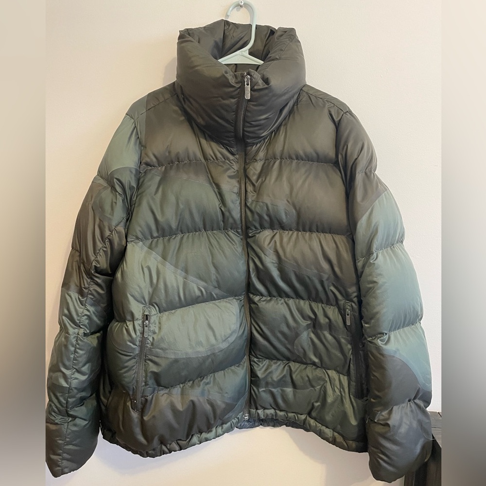 LULULEMON- Cloudscape Jacket size 12. Dark Olive / Gator Green / Green Twill - Picture 3 of 5